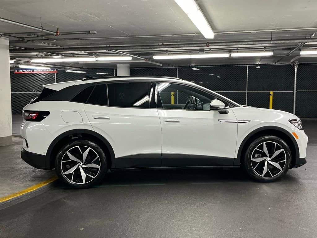 Used 2023 Volkswagen ID.4 Pro S image 39