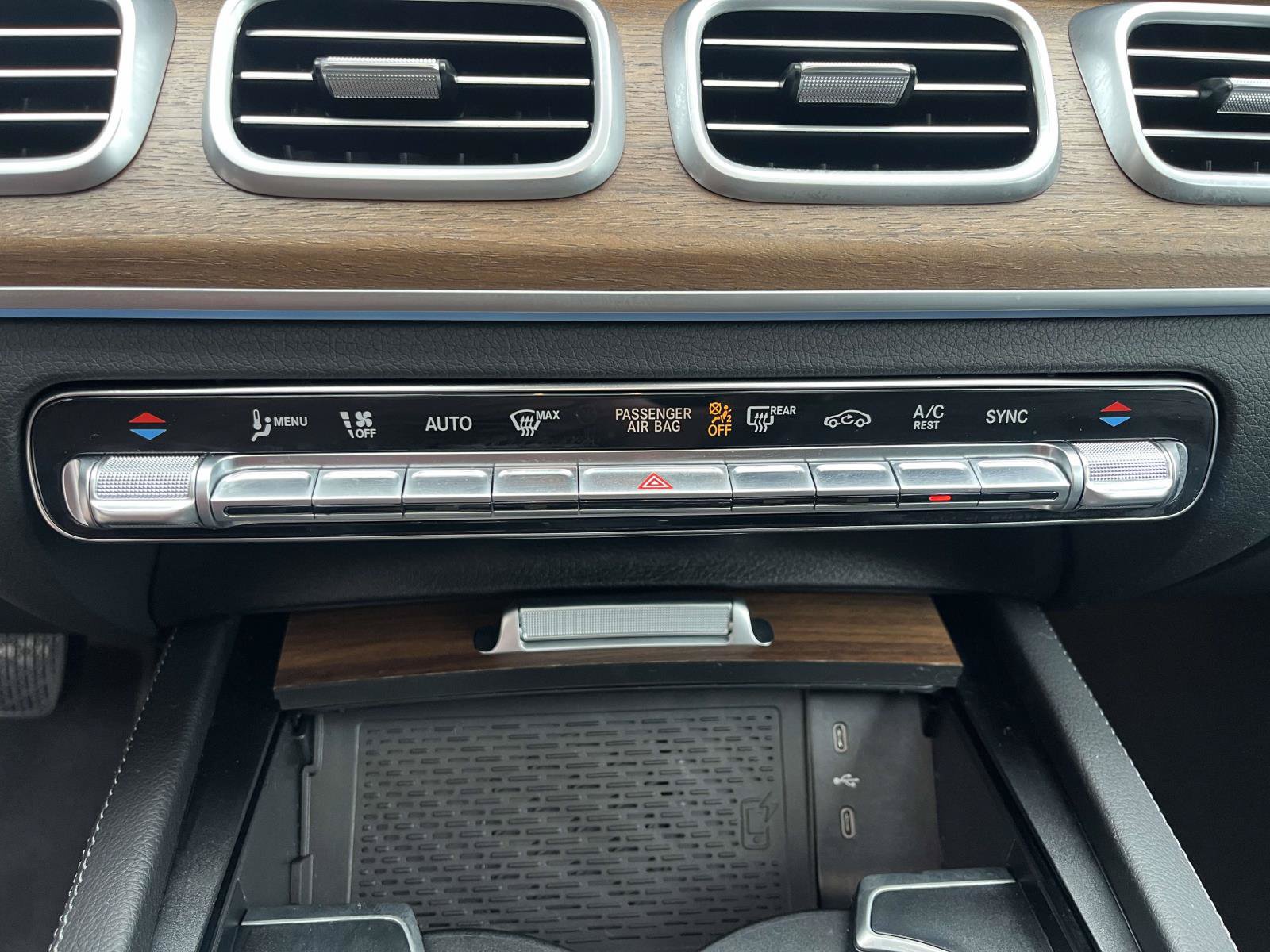 Certified 2025 Mercedes-Benz GLE 350 4MATIC image 30