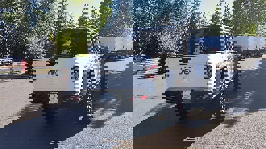 New 2025 Jeep Gladiator Rubicon w/ Convenience Group image 8