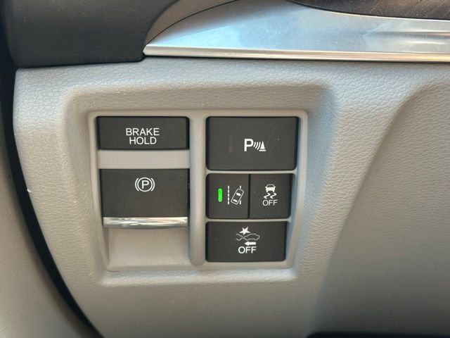 Used 2020 Acura MDX SH-AWD w/ Technology Package image 17