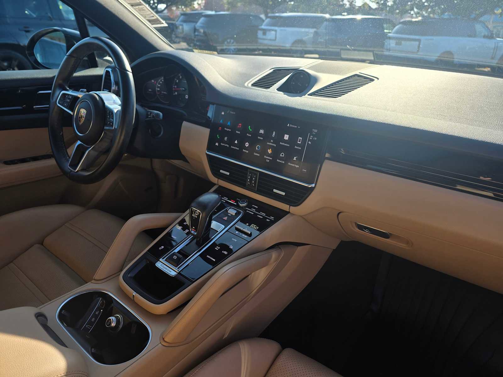 Used 2023 Porsche Cayenne Platinum Edition image 12