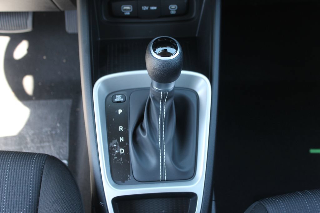New 2026 Hyundai Venue SE FWD image 18