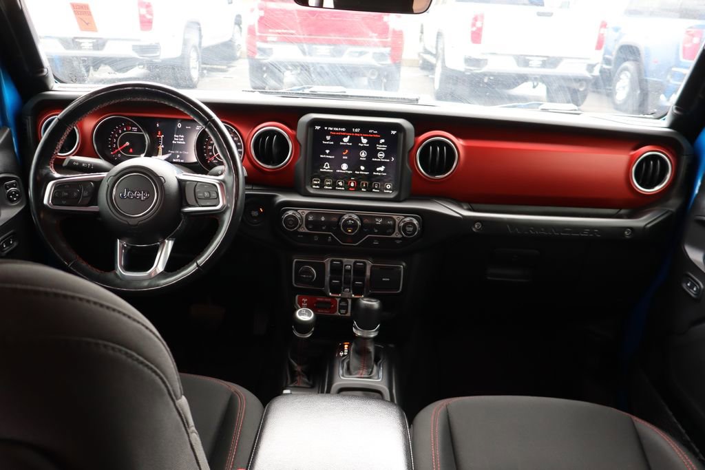 Used 2022 Jeep Wrangler Unlimited Rubicon w/ Cold Weather Group image 23