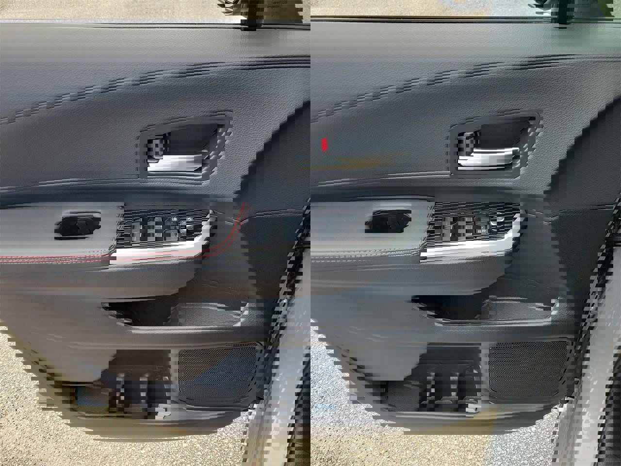 New 2026 Toyota Sienna XSE image 14