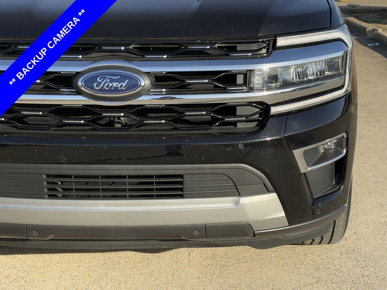 Used 2024 Ford Expedition Max Limited image 10