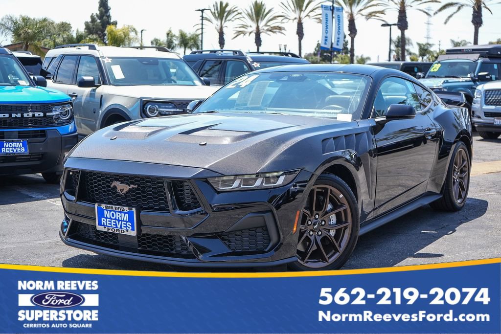 Used 2024 Ford Mustang GT Premium RWD image 1