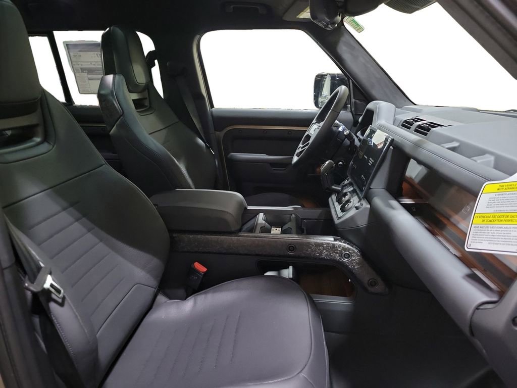 New 2026 Land Rover Defender 110 image 28