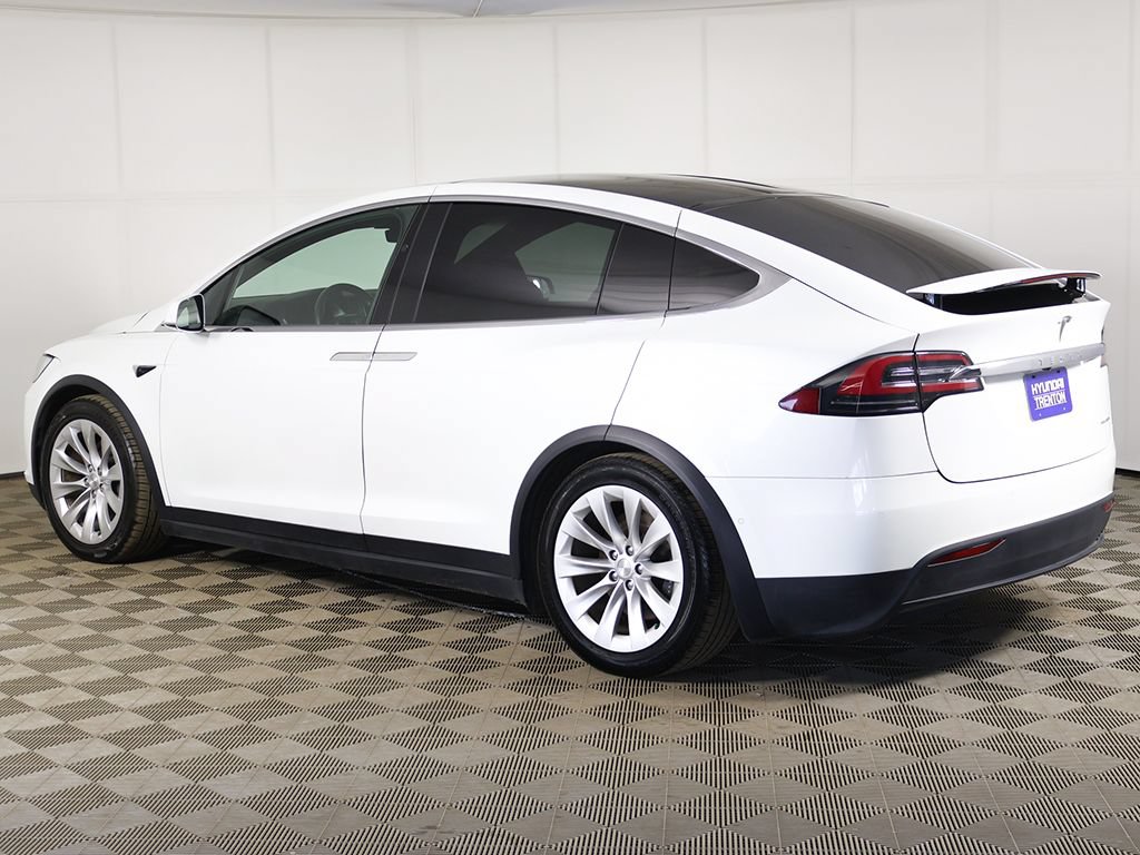 Used 2020 Tesla Model X Long Range AWD/4WD image 11
