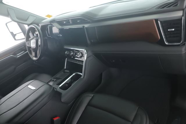 Used 2026 GMC Sierra 2500 Denali w/ Technology Package image 32