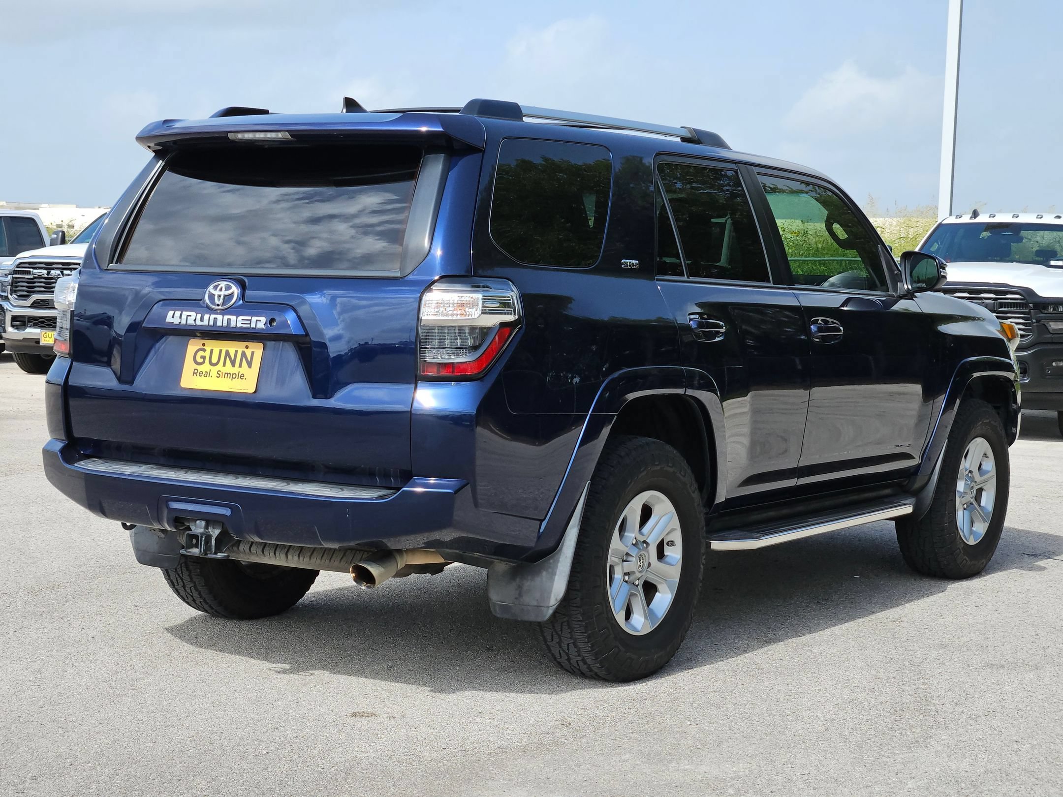 Used 2019 Toyota 4Runner SR5 Premium AWD/4WD image 3