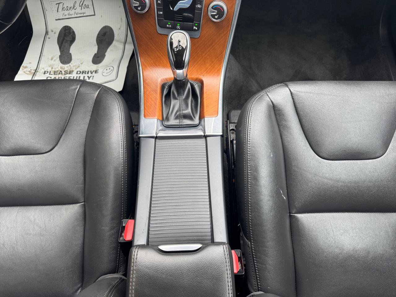 Used 2017 Volvo XC60 T5 Inscription image 14