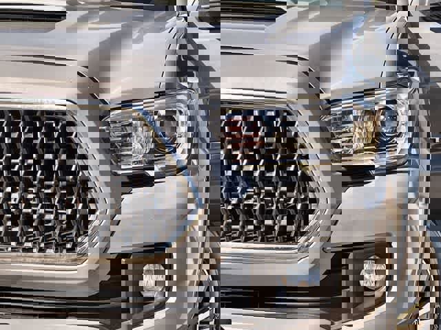 Used 2019 Toyota Tacoma TRD Sport w/ Technology Package image 24