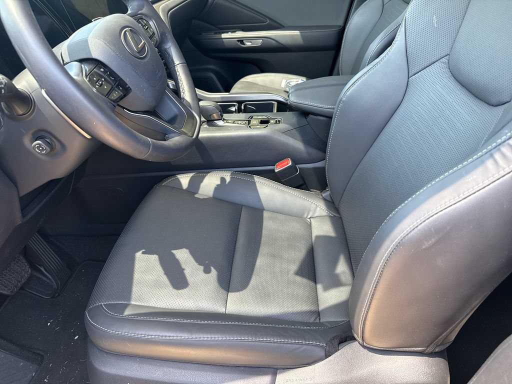 Used 2024 Lexus TX 350 FWD w/ Cold Weather Package image 8