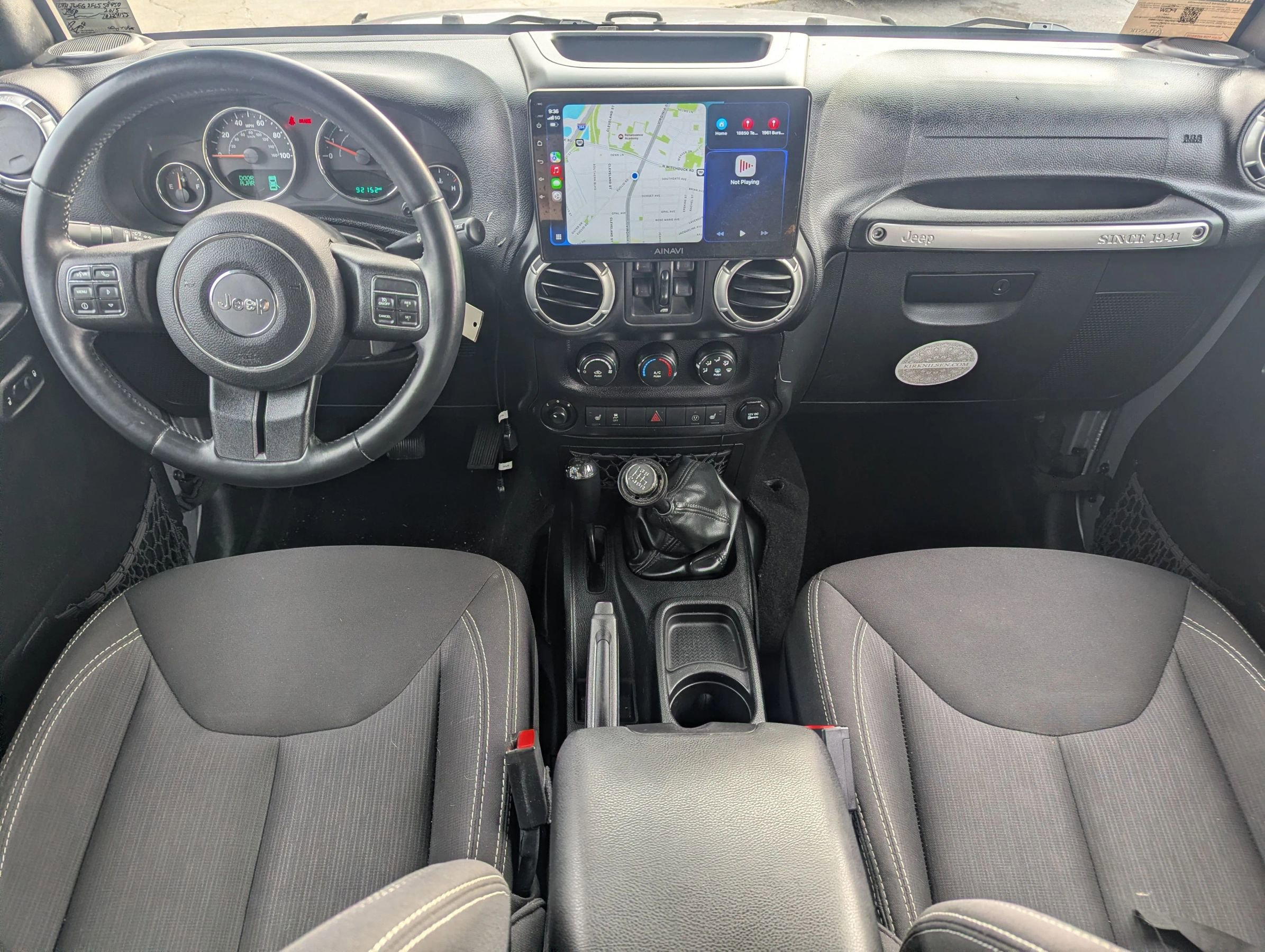 Used 2015 Jeep Wrangler Unlimited Sahara w/ Connectivity Group AWD/4WD image 10