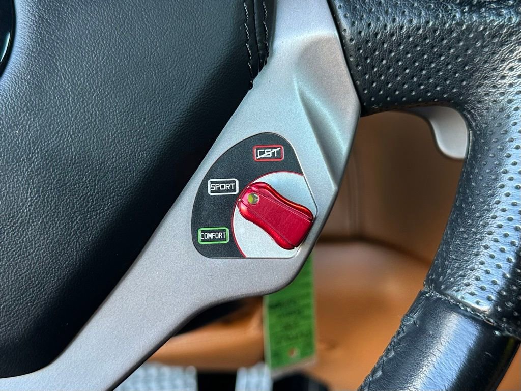 Used 2010 Ferrari California image 28