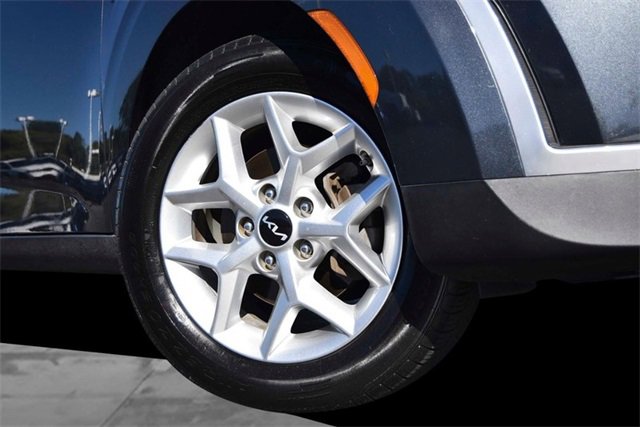 Used 2023 Kia Soul LX w/ Option Group 015 image 3