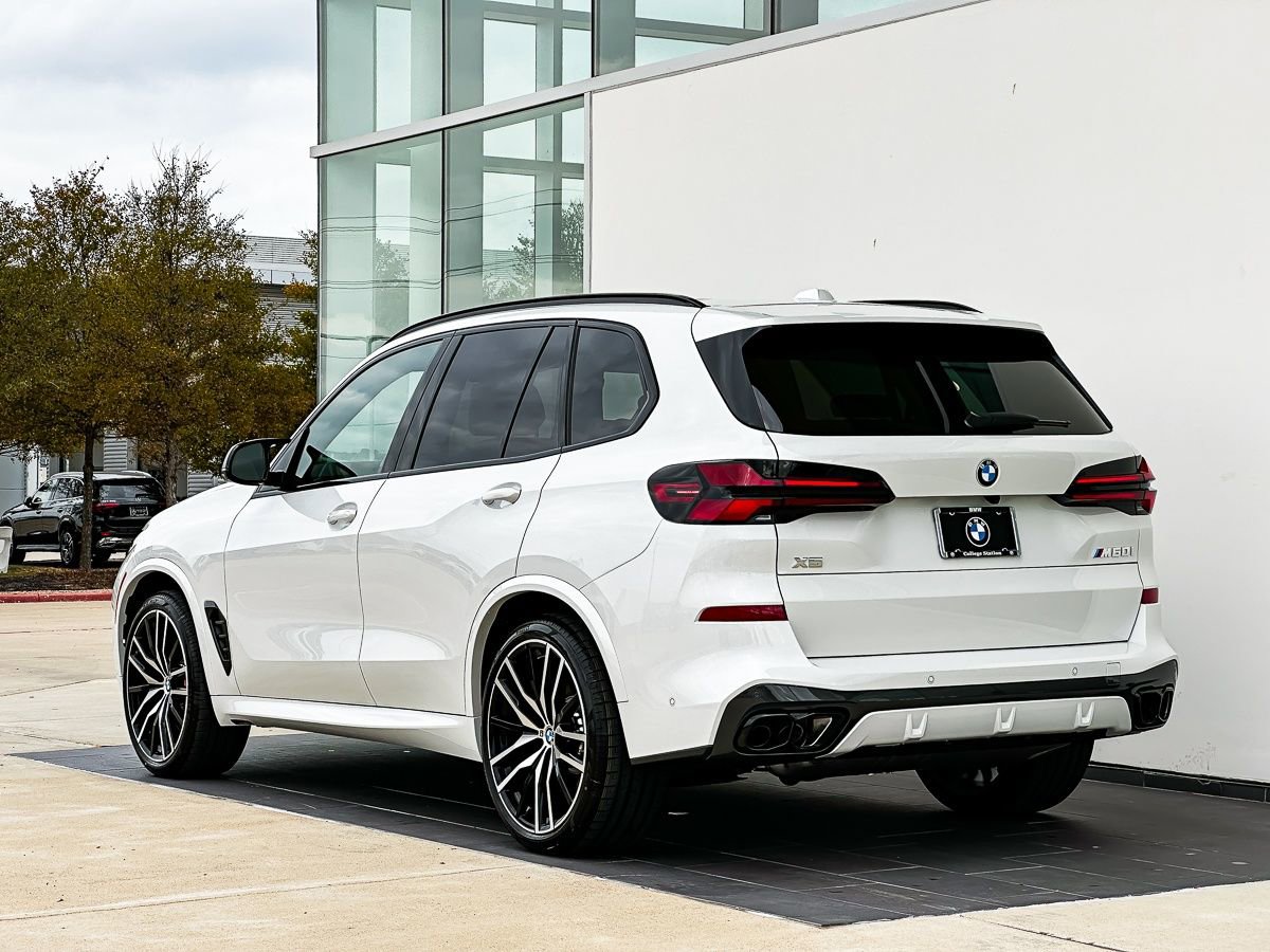 New 2026 BMW X5 M60i image 7