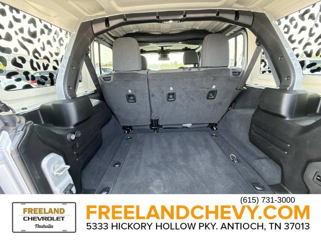 Used 2024 Jeep Wrangler Unlimited Rubicon AWD/4WD image 14