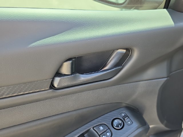 Certified 2025 Nissan Altima 2.5 S FWD image 18