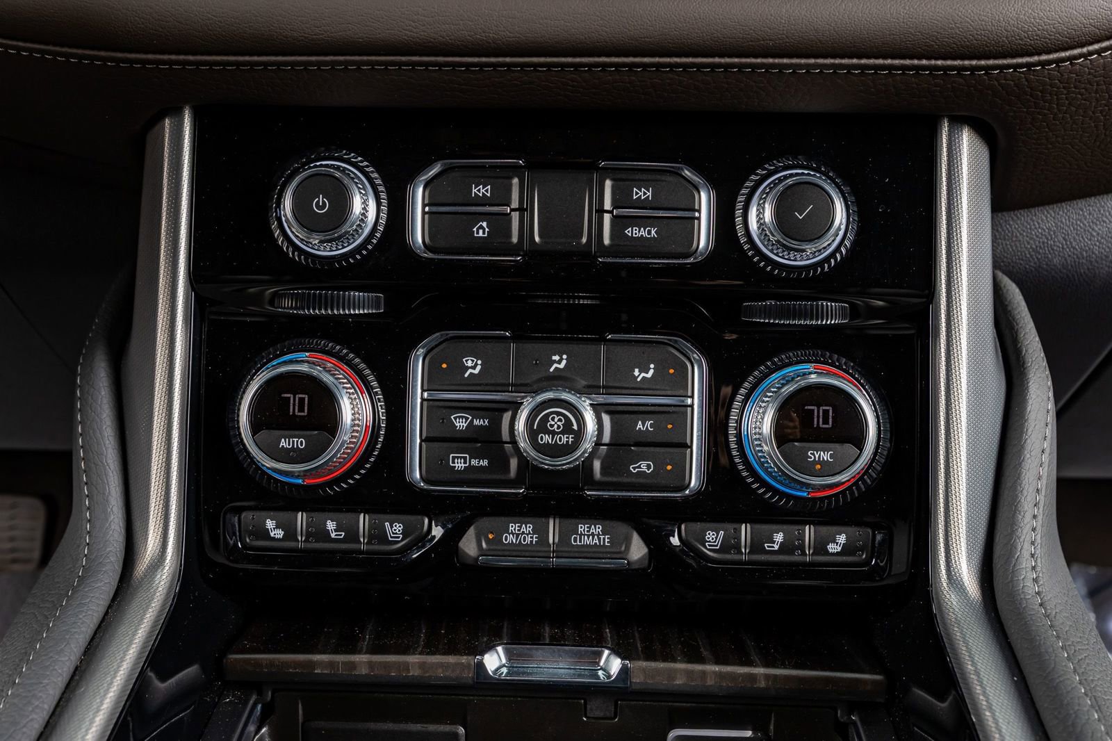 Used 2023 GMC Yukon Denali image 27