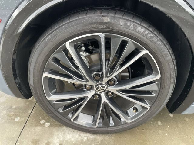 Used 2023 Toyota Prius XLE image 31