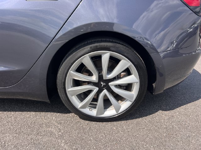 Used 2019 Tesla Model 3 Long Range RWD image 35