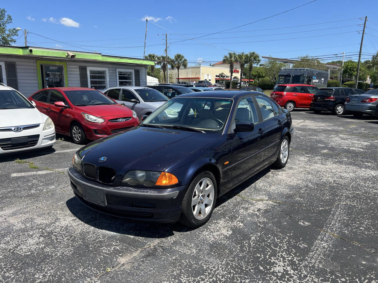 Used 2000 BMW 323i Sedan RWD image 8