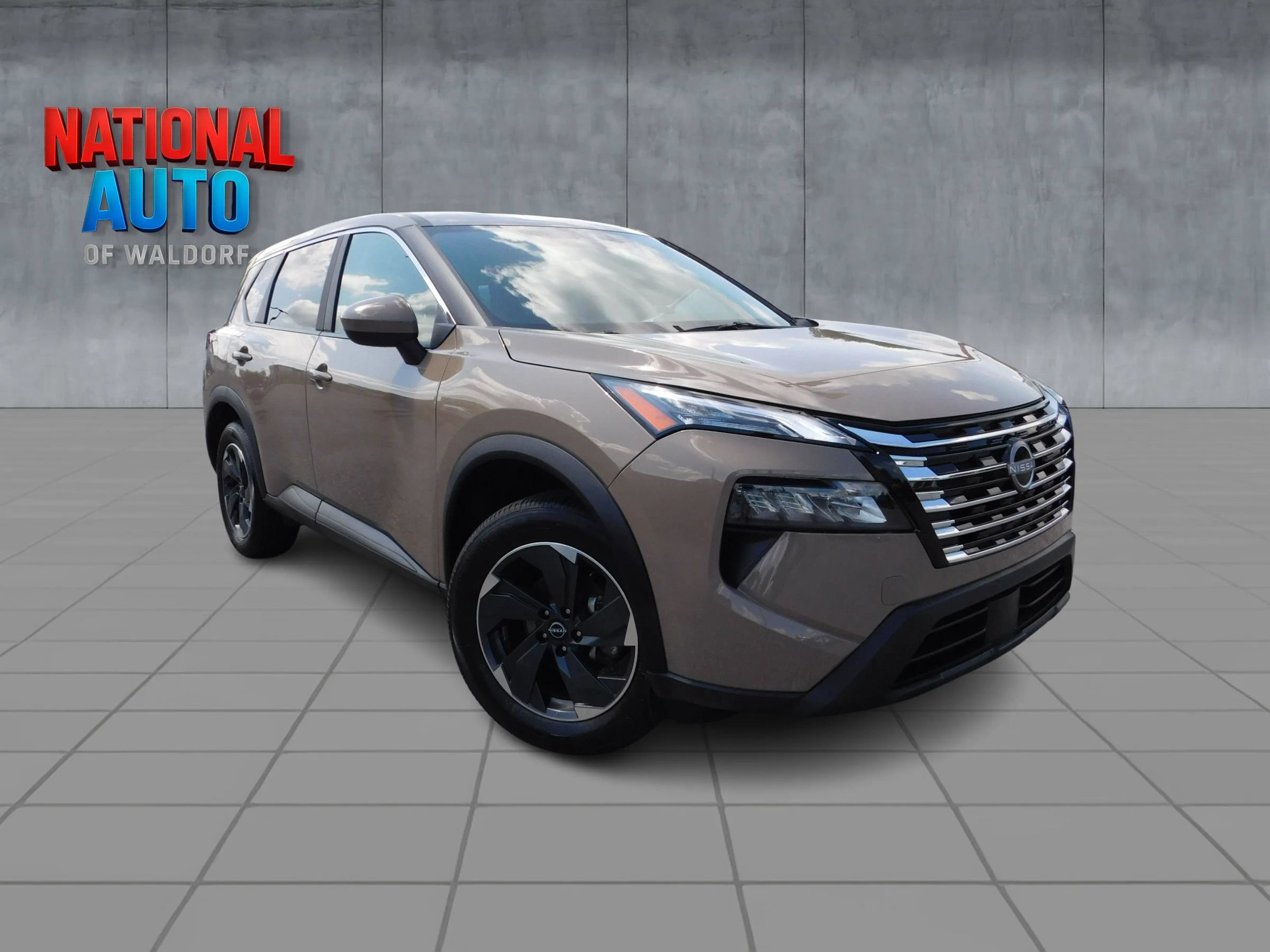 Used 2025 Nissan Rogue SV