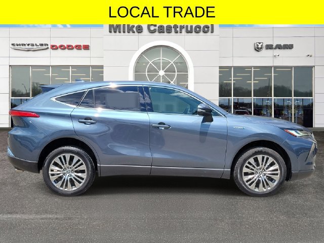 Used 2021 Toyota Venza Limited w/ Advanced Technology Package AWD/4WD image 3