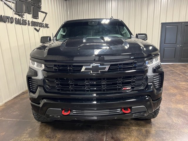 Used 2024 Chevrolet Silverado 1500 LT Trail Boss w/ Protection Package image 2