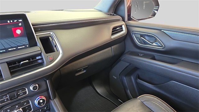 Used 2023 GMC Yukon AT4 w/ AT4 Premium Package image 23