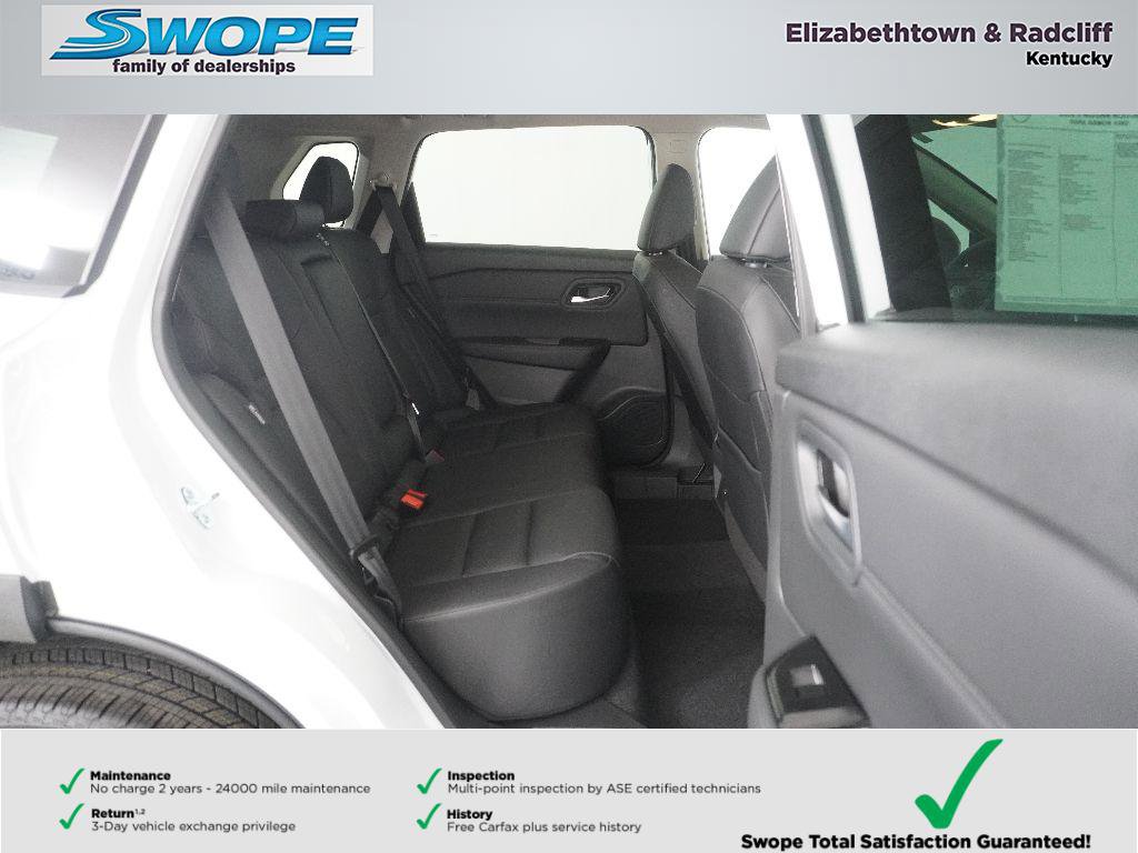 Used 2026 Nissan Rogue SV AWD/4WD image 10