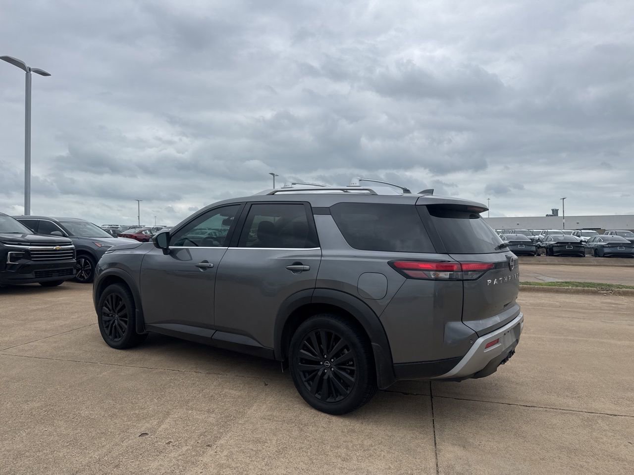 Certified 2022 Nissan Pathfinder SL w/ SL Premium Package image 13