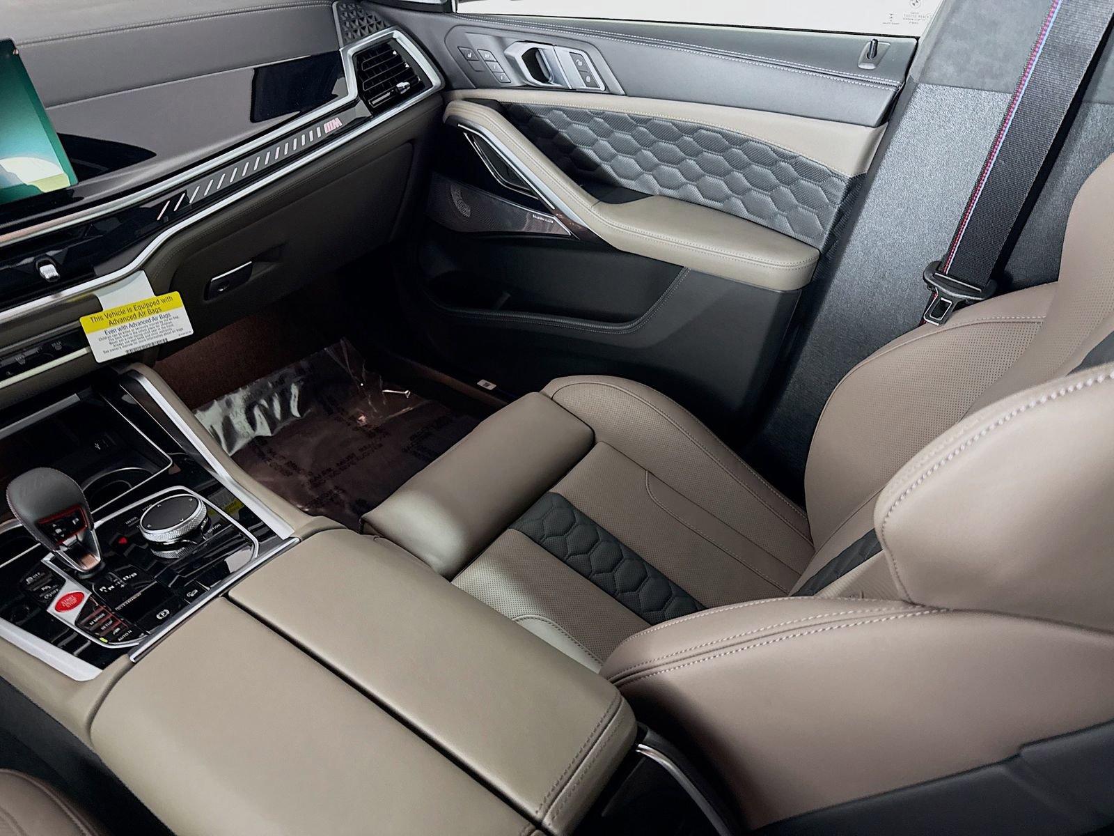 New 2026 BMW X6 M Competition w/ Executive Package image 24