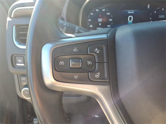 Used 2024 Chevrolet Suburban Z71 w/ Luxury Package image 16