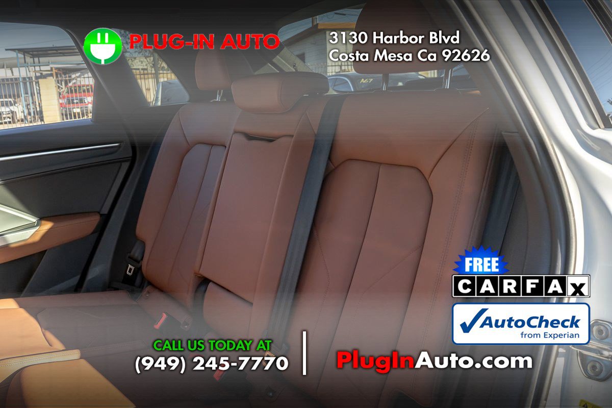 Used 2022 Audi Q3 2.0T Premium w/ Convenience Package AWD/4WD image 12