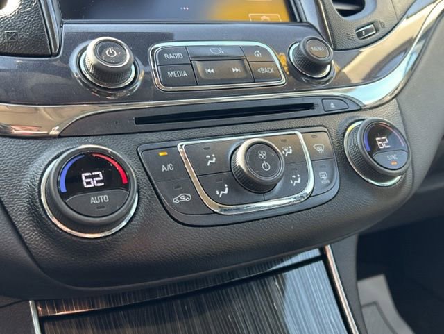 Used 2017 Chevrolet Impala Premier w/ Enhanced Convenience Package FWD image 39