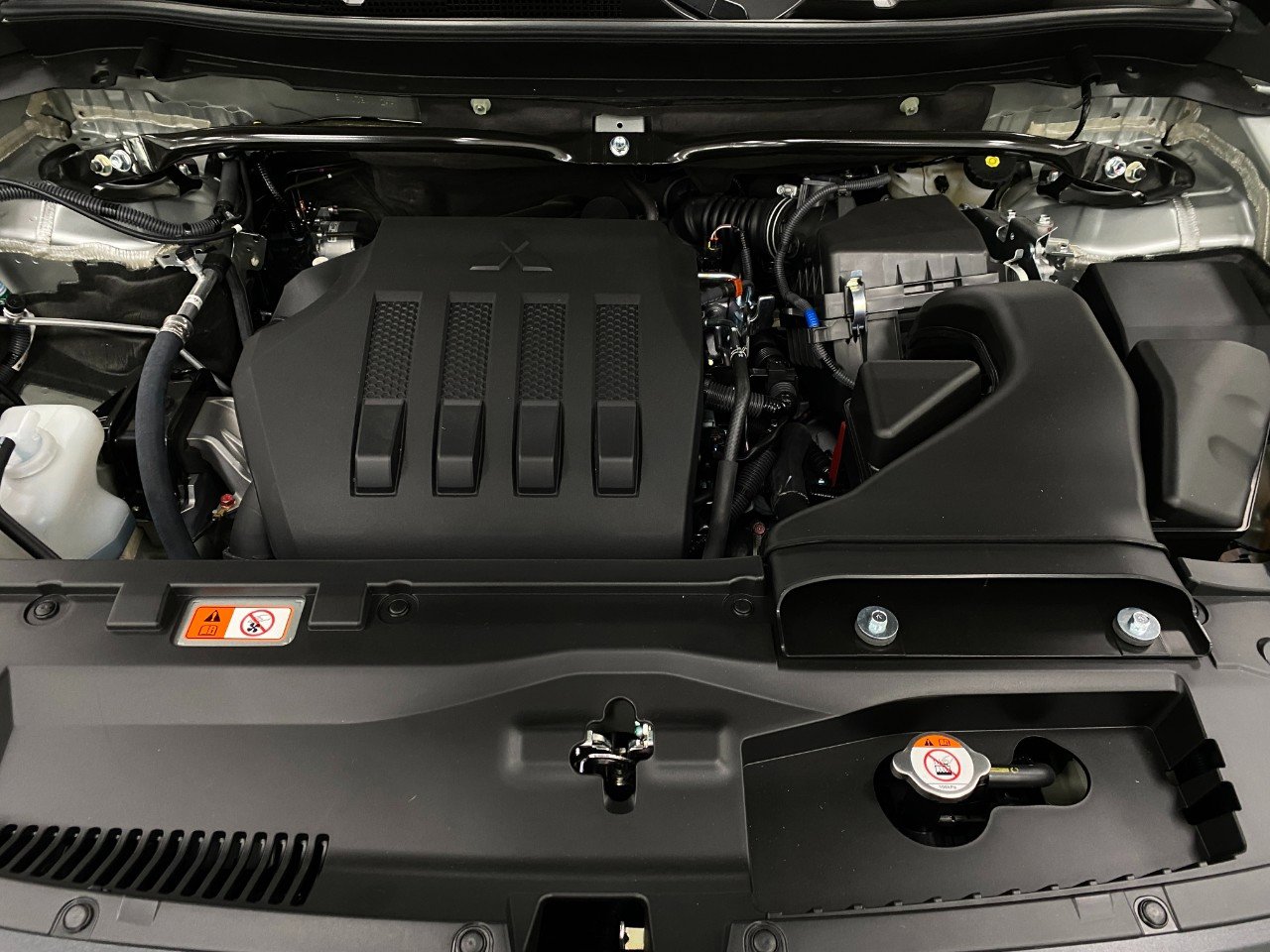 New 2026 Mitsubishi Eclipse Cross SE image 11