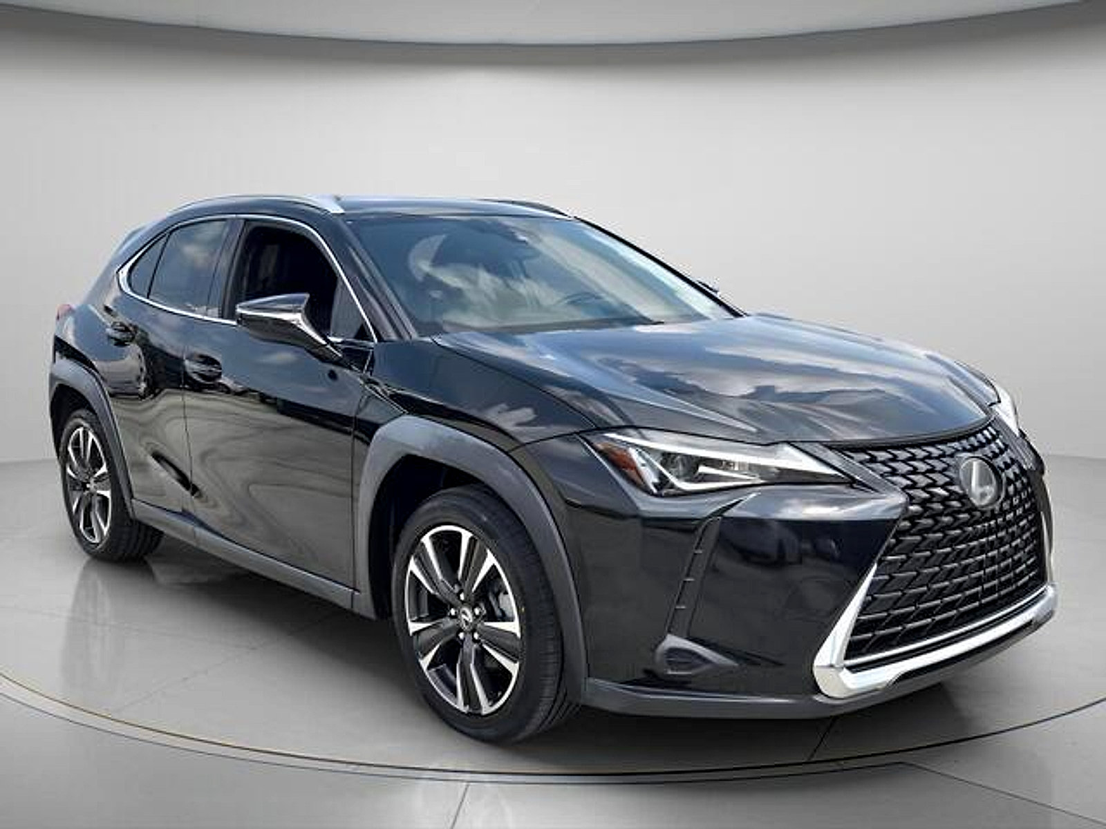 Used 2019 Lexus UX 200 FWD image 8