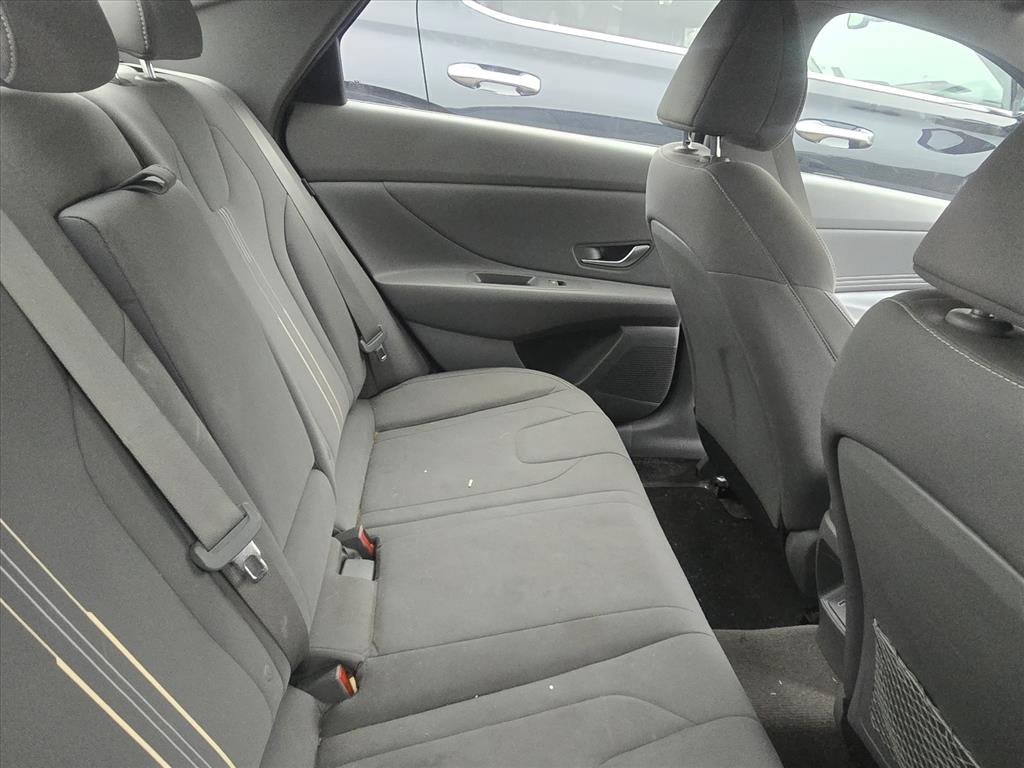 Certified 2024 Hyundai Elantra SEL w/ Convenience Package image 10
