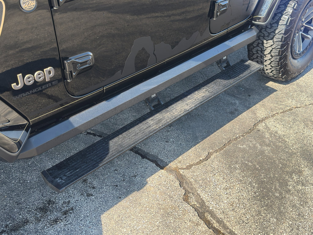 Used 2024 Jeep Wrangler Rubicon 392 image 12