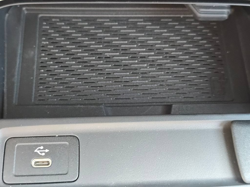 New 2026 Mercedes-Benz GLB 250 4MATIC image 31