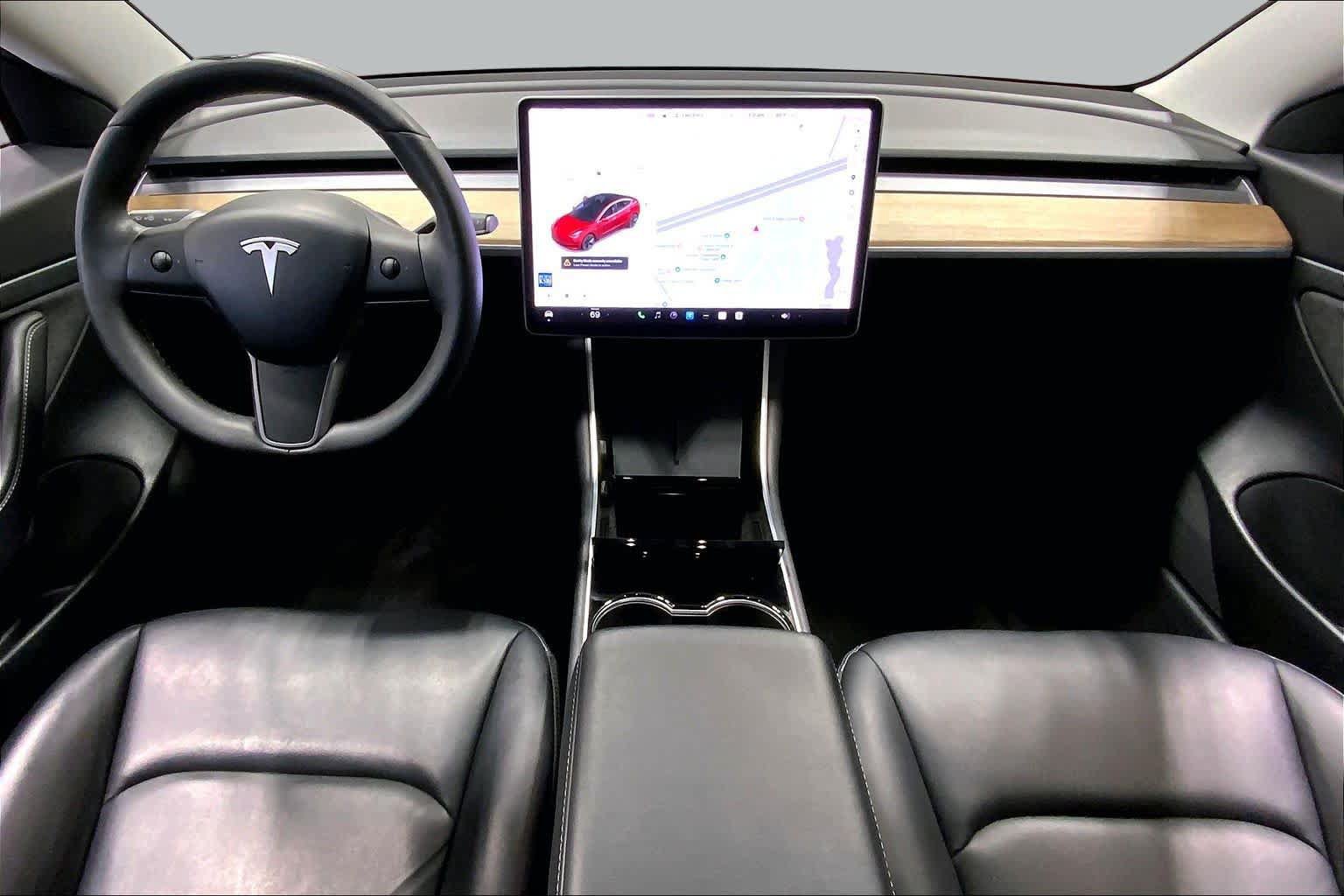 Used 2020 Tesla Model 3 Standard Range RWD image 14