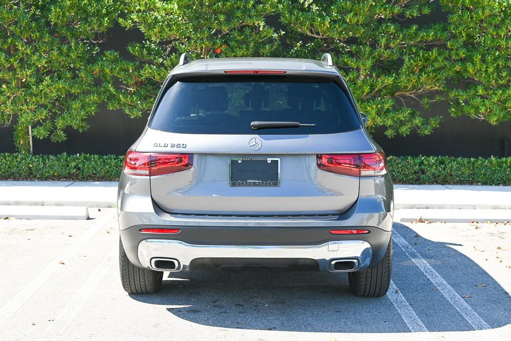 Used 2022 Mercedes-Benz GLB 250 image 5