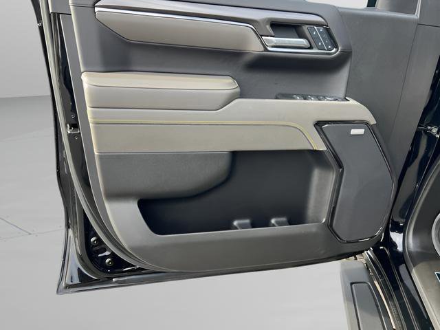 Used 2024 Chevrolet Silverado 1500 ZR2 w/ Technology Package image 10