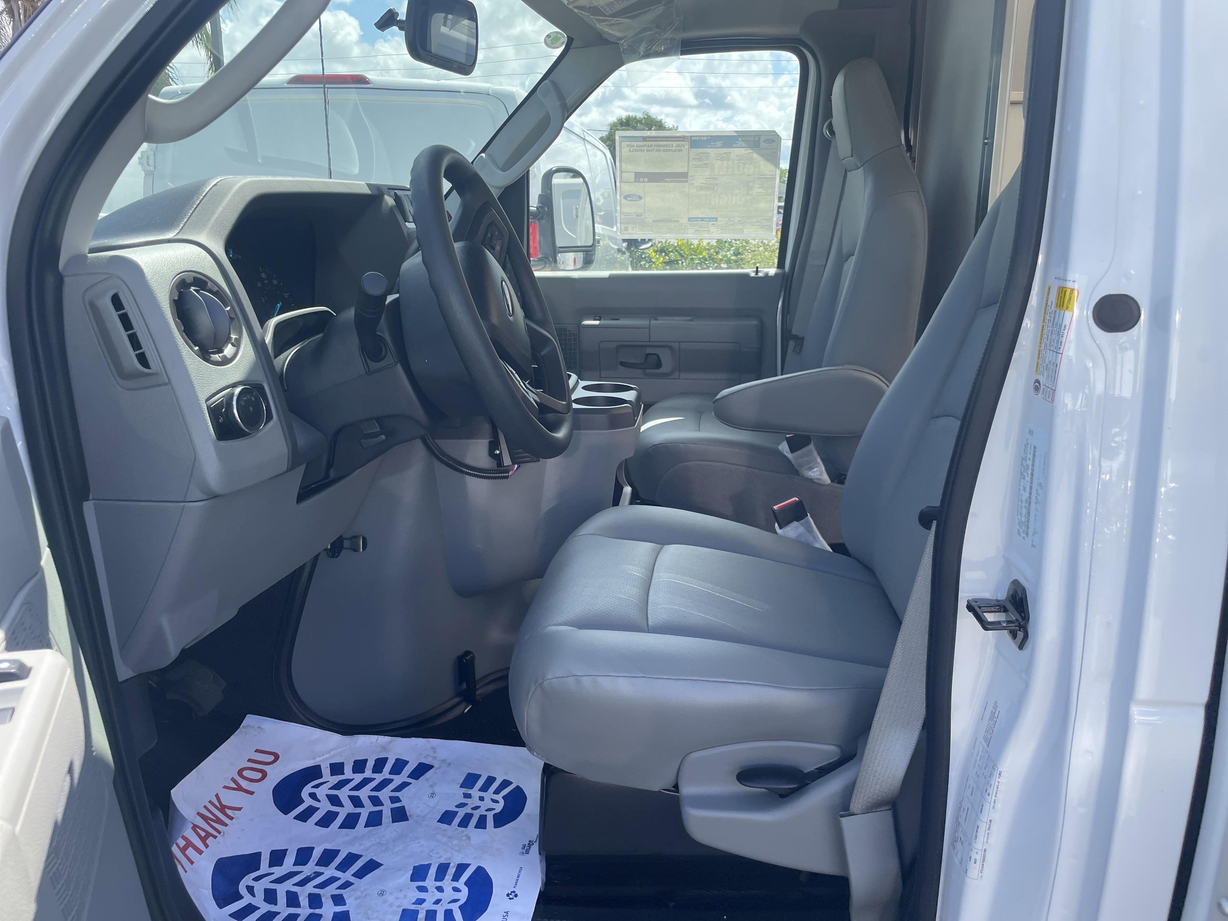 New 2025 Ford E-450 and Econoline 450 Super Duty w/ Power Equipment Group image 33