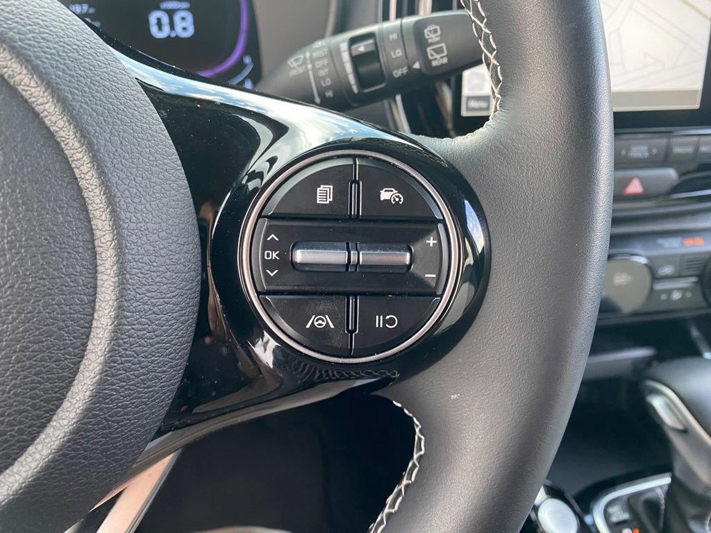 Certified 2023 Kia Soul GT-Line image 17