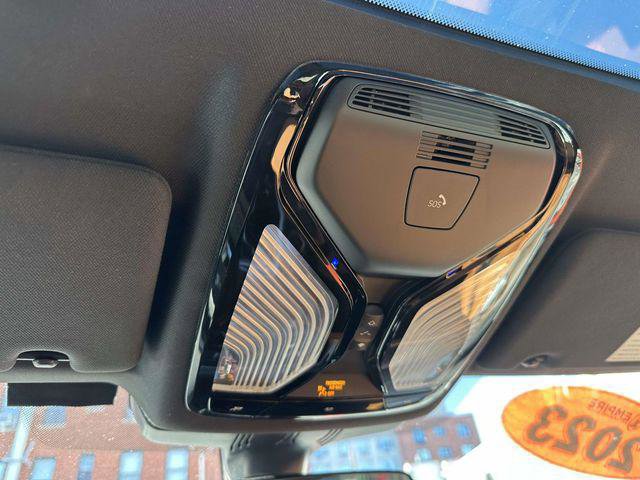 Used 2023 BMW 530i xDrive w/ Convenience Package image 31