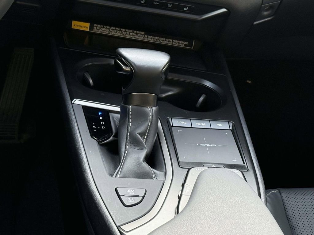 Used 2022 Lexus UX 250h w/ Premium Package image 18