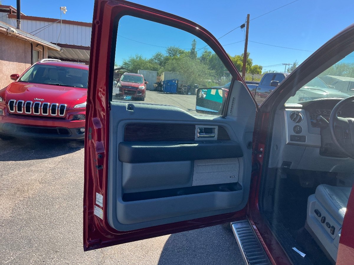 Used 2013 Ford F150 Lariat w/ Luxury Equipment Group RWD image 12